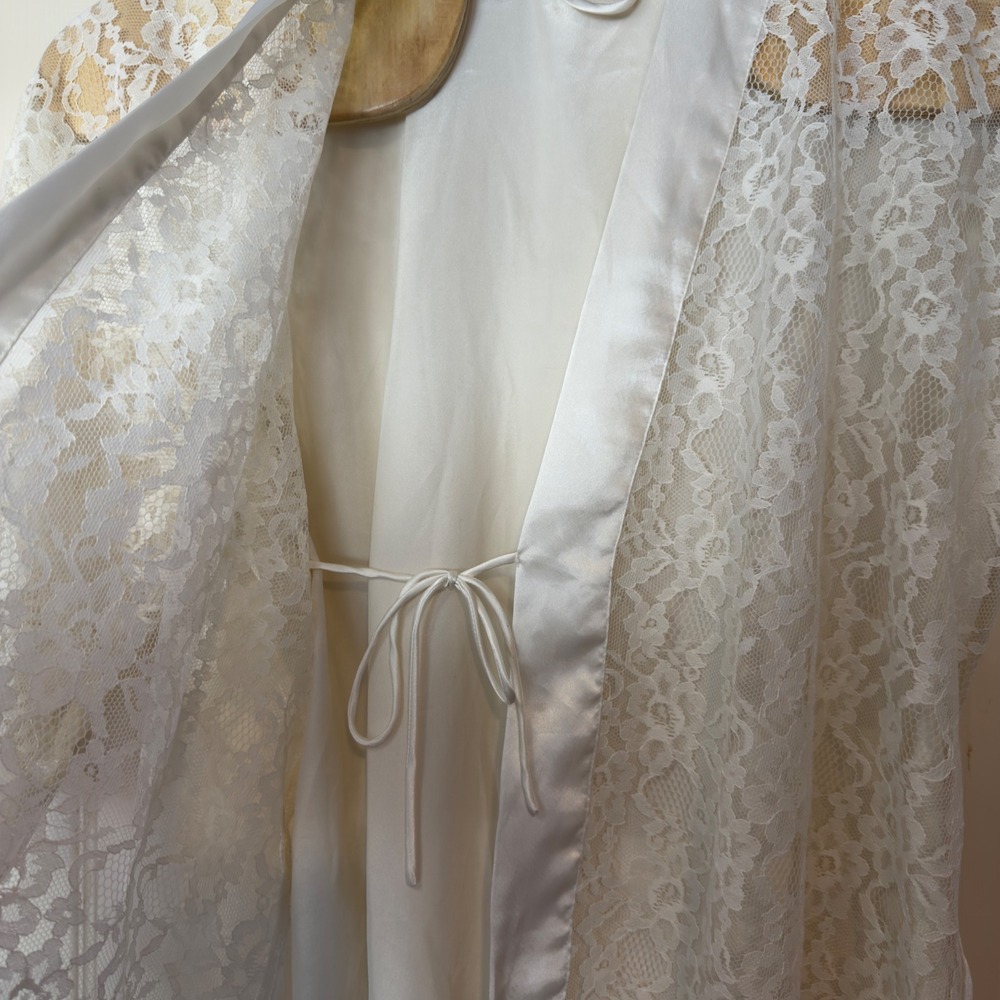 VTG Victorias Secret Gold Label White Lace Floral Belted Robe Kimono One Size - Picture 10 of 13